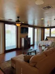Charming Boathouse studio in beautiful Benton, LA with AC!