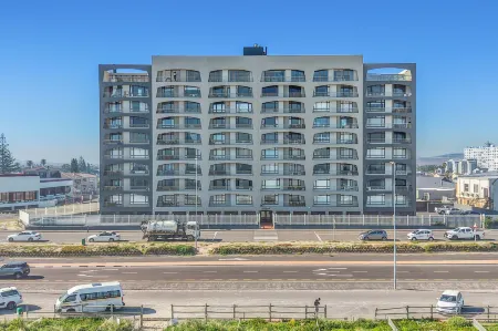 Witsand 102 by HostAgents