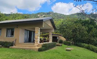 Wide Horizons Mountain Retreat