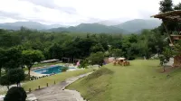 Tiewkhao Green View @ Suanphung - Pools
