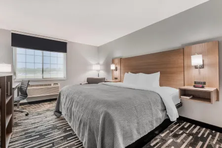 Quality Inn Chesterton Near Indiana Dunes National Park I-94