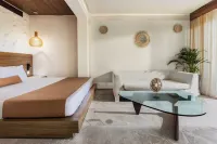 So White Club Resort