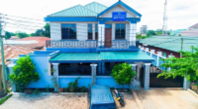 Gracious Hotel Hotels in 