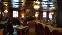 Hotel Chateau Blanc فنادق في La Thuile