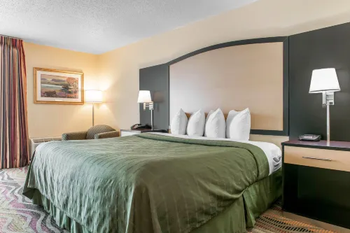 Quality Inn Conference Center Logansport Hôtels à : Eel Township