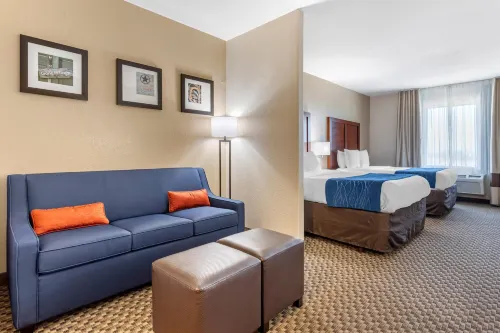 Comfort Inn & Suites Navasota Hotels in Grimes County