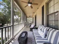 迷人的綠灣歷史之家一樓住宿