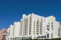 Apart 4 pers. with swimming pool and unbelievable view on ocean !