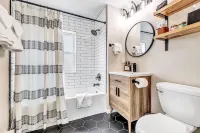 Across the Street from Von Stiehl Winery and Minutes to Beach - Stylish Haven