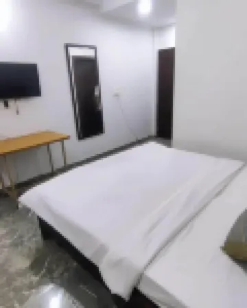 Hotel DownTown Hotels near Duplex gamga sagar