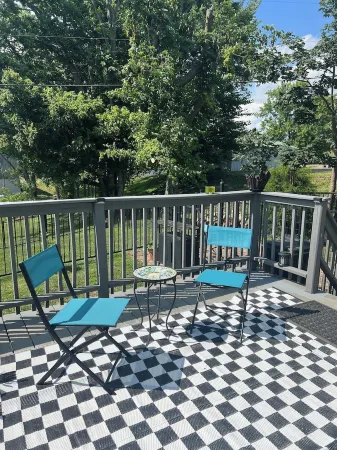 Furnished dormer room  neighboring the Maysville Country Club.