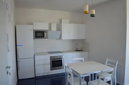 Rosemary studio apartment 20m from the free beach, ideal for a seaside getaway.