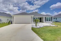 Pool Access: Sleek Home in the Villages w/ Lanai - parking