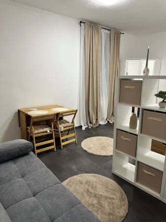 Modern apartment near the main train station - central & well connected