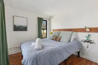 Welcome to the Black Loon. A charming 3-bedroom Mountain Bike home in Crosby