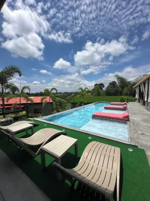 Eco Hotel la Colina Mirador Con Aire Acondicionado