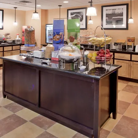 Hampton Inn & Suites Dickinson