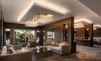 Dusit Thani LakeView Cairo