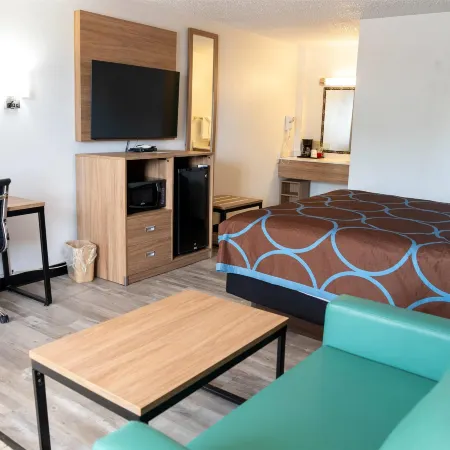 Super 8 by Wyndham Newcastle