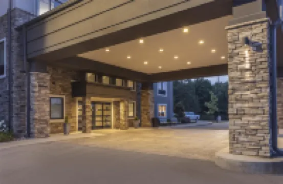 Best Western Plus Lawrenceburg