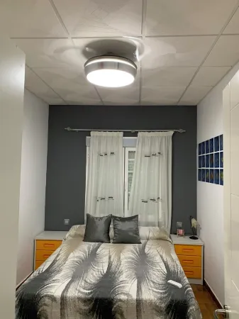 Suite Lujoso con Chimenea Patio y Garage Privado