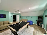 LAKE LIFE !!!Charming 3-bedroom cottage with dock and boat ramp on Weiss Lake