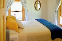 Hiking Trails on-Site Cozy Falls Brook Cabin Hotels near West Dummerston Covered Bridge