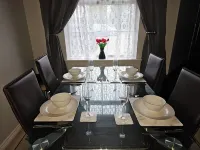 Charming 2-bedroom apartment in Quedgeley with WiFi access