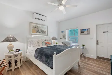 Charming and Cozy ,2/2 in Key Largo,Where Island Vibes and Adventures Await You.