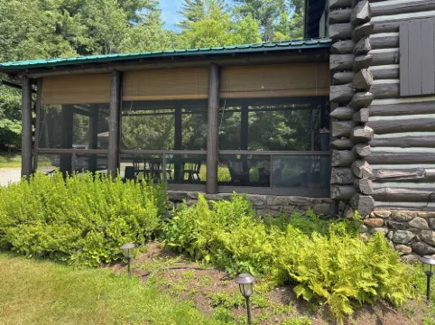 Peaceful 5-Bedroom Lodge in the Adirondack Mountains