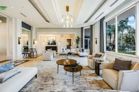 Luxury 3-Bedroom Condo with Gulf View – Naples/ Bonita Springs/Florida Getaway