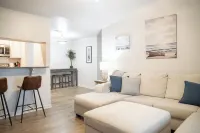 Harbor Landing - Water Views! Pool & hot tub - 2be/2ba condo in Ocean Springs! Hotels in Gulf Park Estates