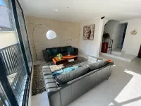 Maison Centre Suresnes