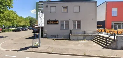 Le Patron Hotel Hotels near Lidl