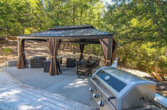 4 Bed 3Bath Mountain House in Peaceful Lake Arrowhead with WiFi, AC, Backyard
