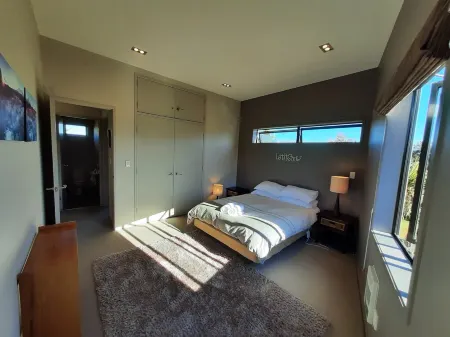 Executive Stay Tongariro Отели рядом с достопримечательностью «Whakapapaiti Hut»