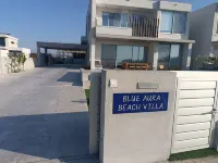Unic 4 bedrooms beach villa Big private pool Juccuzy Barrel saunaSea view Bahçalar otelleri