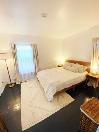 Peaceful & Serene Bungalow in Beautiful, Historic Pasadena, CA