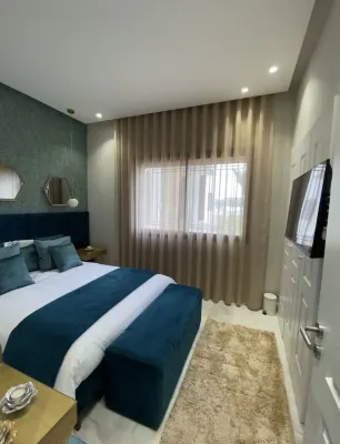 Superb, spacious, furnished apartment 3 minutes from the airport Hotels near Terminal 1 of Mohammed Airport