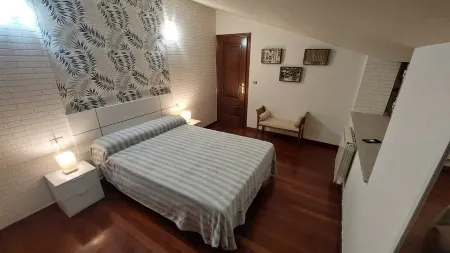 GALICIAN RURAL HOUSE. The charm of stone and water.