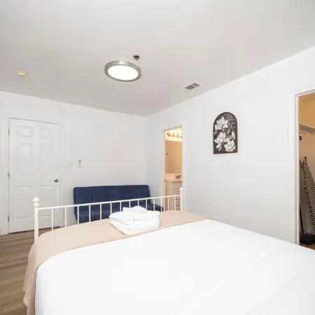 Cozy 2BR/2BA Guest House in Alhambra w/ AC, WiFi, Peaceful Stay