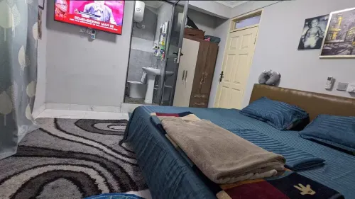 2 Bedrooms and A Hall Accra