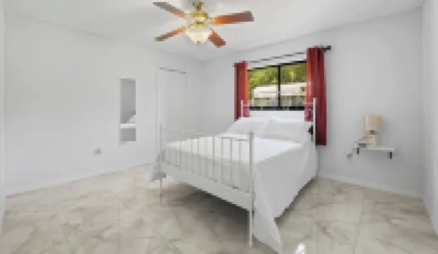 Cozy home with heated pool in Brooksville, FL Hotels in Spring Hill