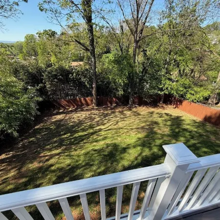 Spacious 5-bedroom house with WiFi, AC in charming Front Royal