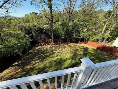 Spacious 5-bedroom house with WiFi, AC in charming Front Royal