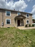 Spacious 4-bedroom with four and half bathrooms - 홈스테이