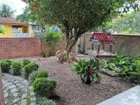 Casa Enelzi 2 Suites + 2 Quartos, 3 WCs 80 m da Praia. Garagem, Gourmet. 10 pax Hotels in Itapoa