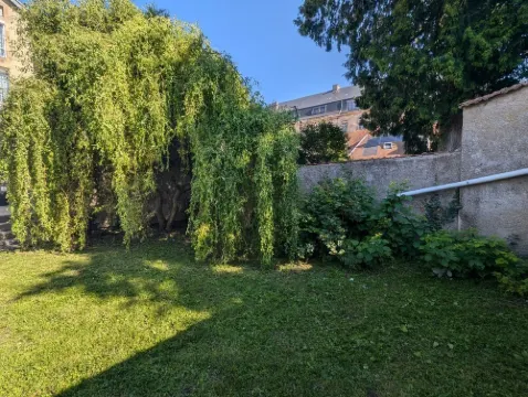 In the heart of the historic city of Langres, Ville d'Art et d'Histoire.