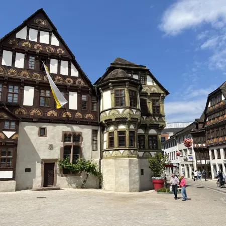 Marketplace apartment