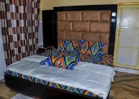 Ocean Palace Guest Inn Hotels in 